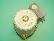 95132296 Двигатель циркуляционного насоса WSC 949 для настенного котла De Dietrich