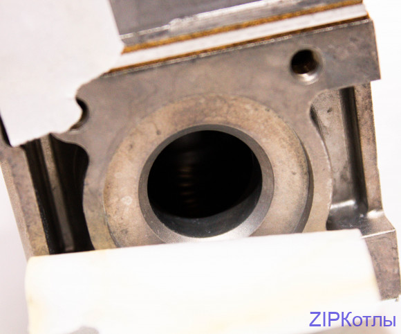 Газовый клапан Honeywell VR8615V 1014 534.322.219_4
 Газовый клапан Honeywell VR8615V 1014 534.322.219_4